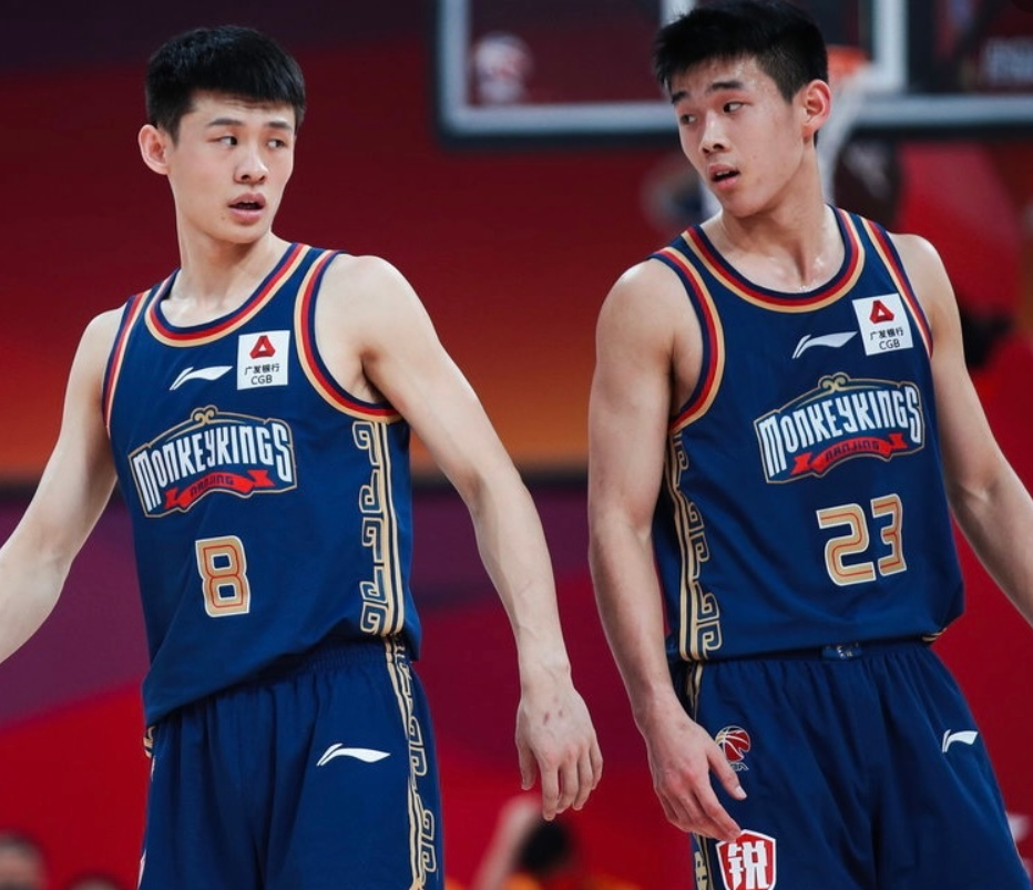 Ning迎来二十赛季出色发挥,日本队观众热烈欢呼!气势如虹延续 Ning迎来二十赛季出色发挥,日本队观众热烈欢呼!气势如虹延续