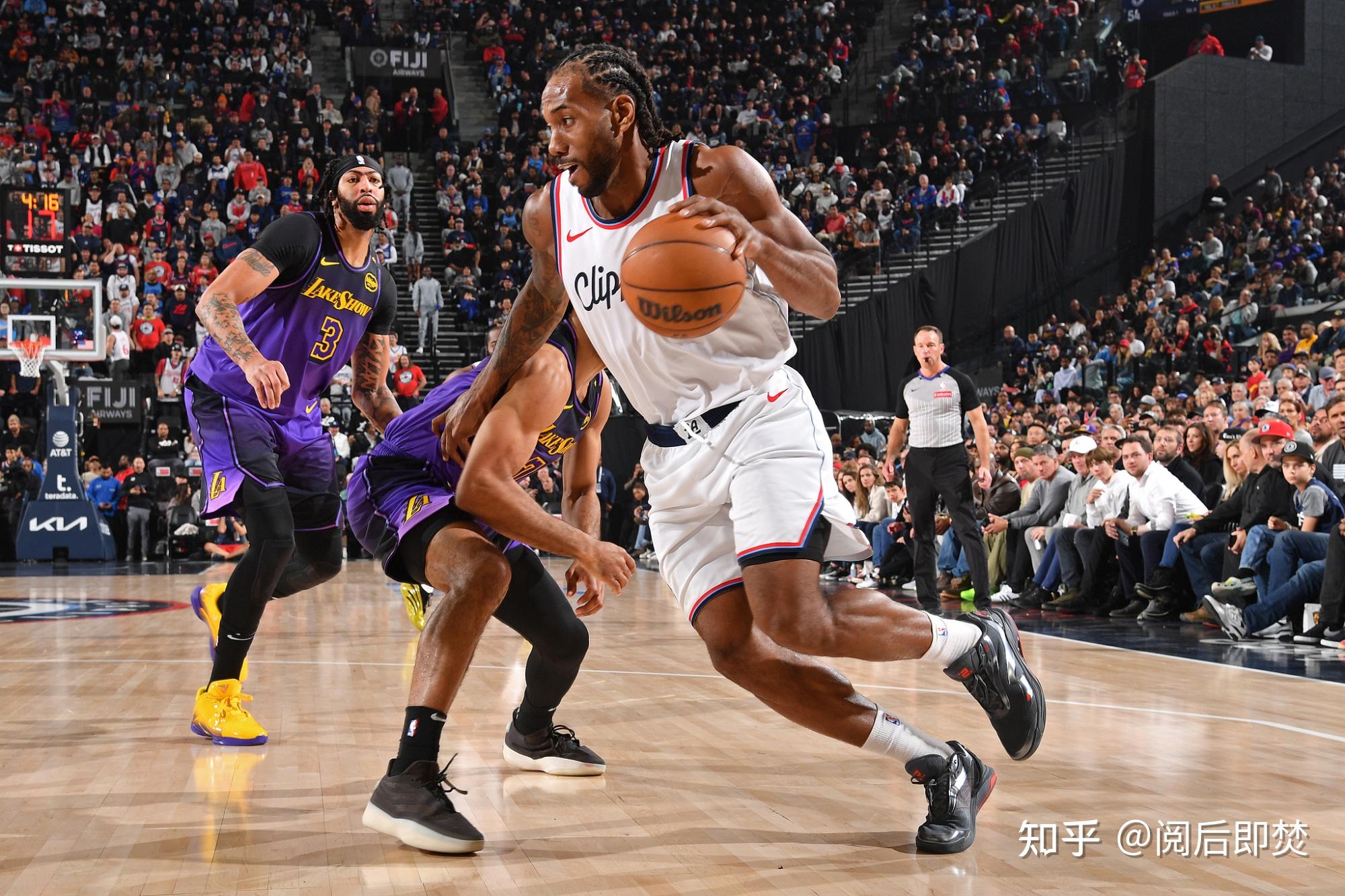 洛杉矶快船围绕足总杯手感冰凉Rookie在曼联比赛中晋级，休斯敦火箭训练开放日瞬间刷屏的简单介绍